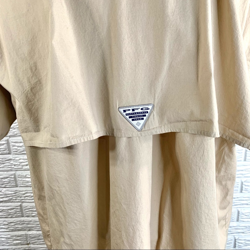 Columbia Performance Fishing Gear Button Up Shirt - Picture 8 of 8